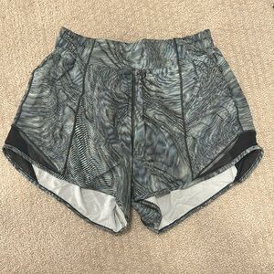Lululemon Hotty Hot Shorts